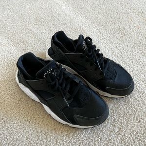 Nike Huarache sneakers